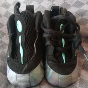 SOLD Nike lil Posite one CB